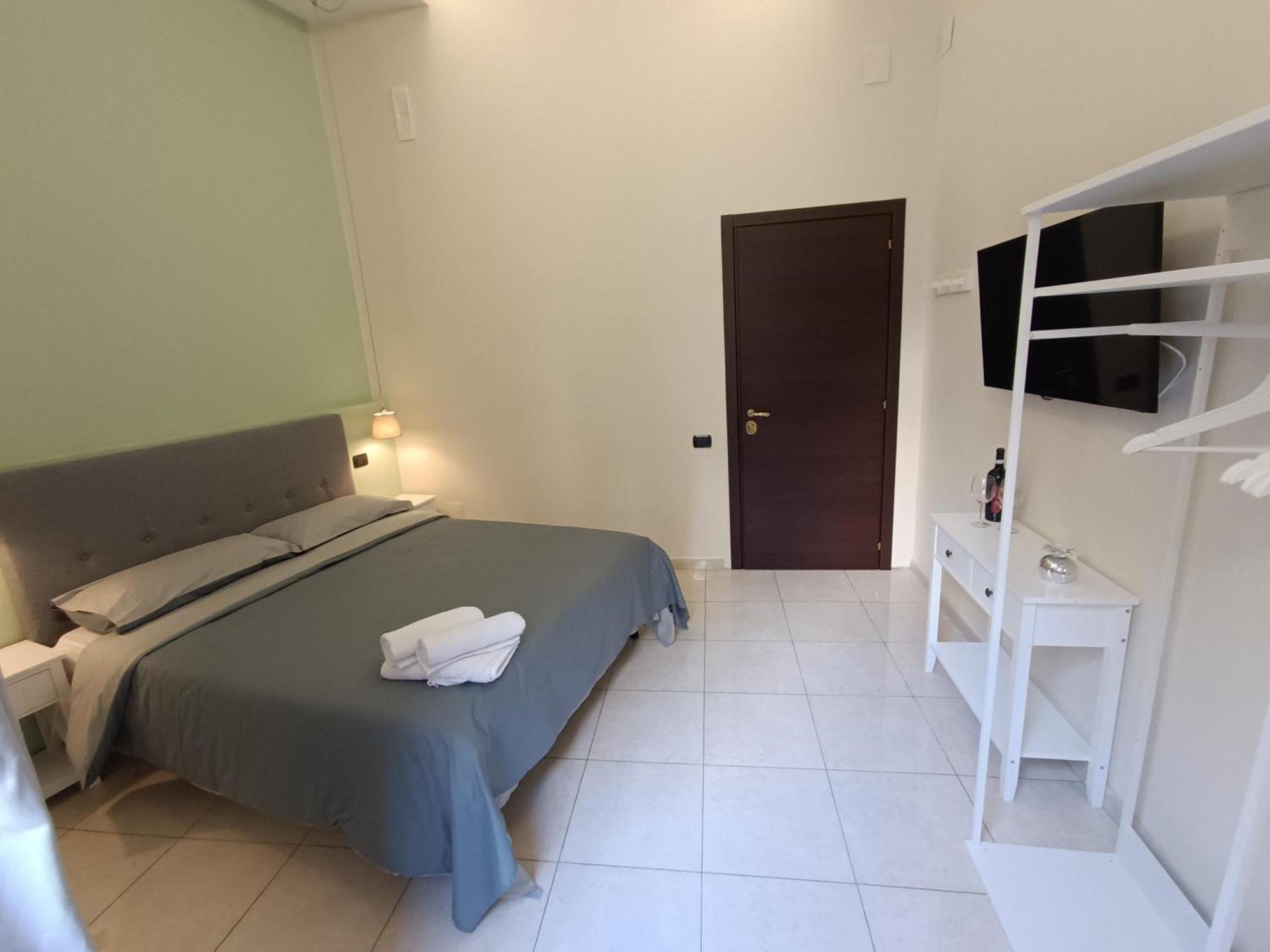 Residenza Geri - Suite And Home Napoli Centro Ngoại thất bức ảnh