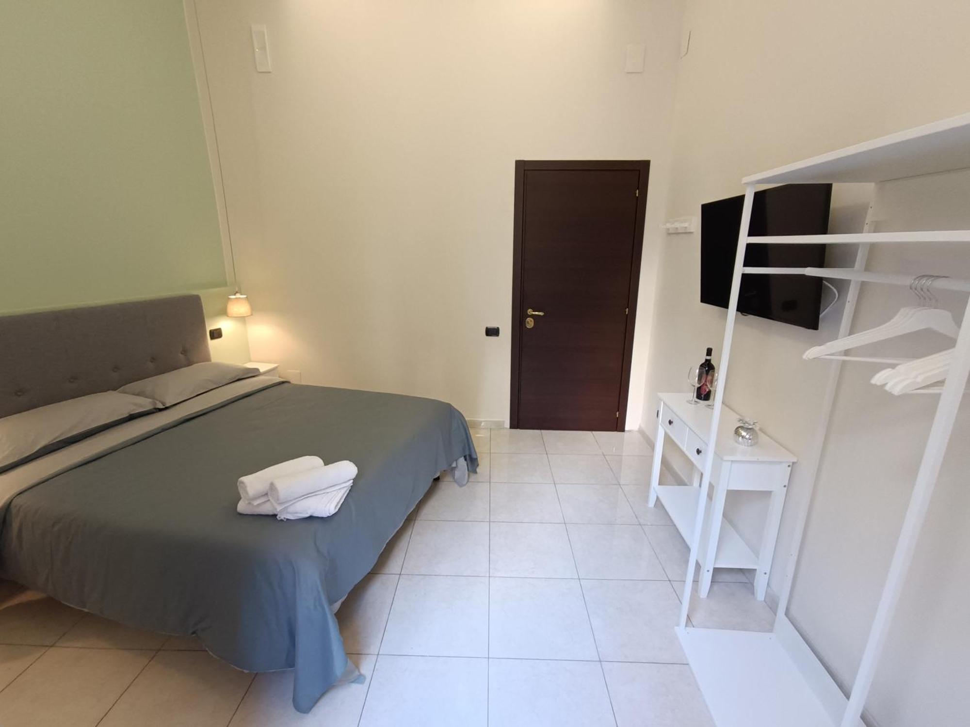 Residenza Geri - Suite And Home Napoli Centro Ngoại thất bức ảnh