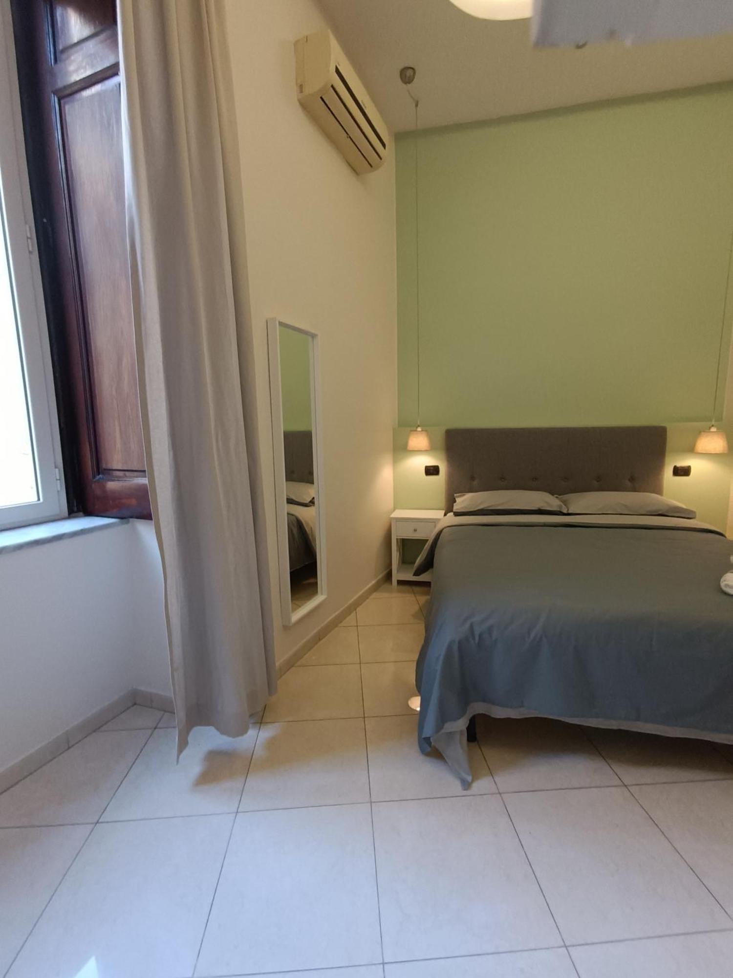 Residenza Geri - Suite And Home Napoli Centro Ngoại thất bức ảnh