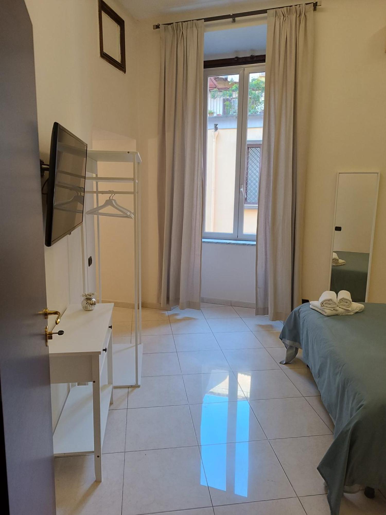 Residenza Geri - Suite And Home Napoli Centro Ngoại thất bức ảnh